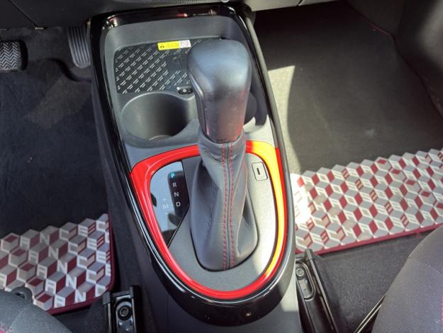 TOYOTA Aygo X 1.0 VVT-i 72 Undercover  