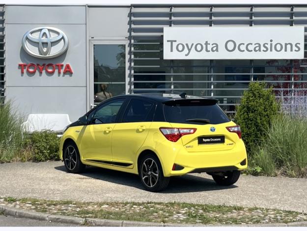 TOYOTA Yaris 1.5 100h Collection  