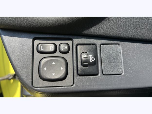 TOYOTA Yaris 1.5 100h Collection  