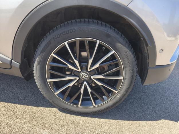 TOYOTA C-HR 1.8 HYBRIDE 122 COLLECTION  