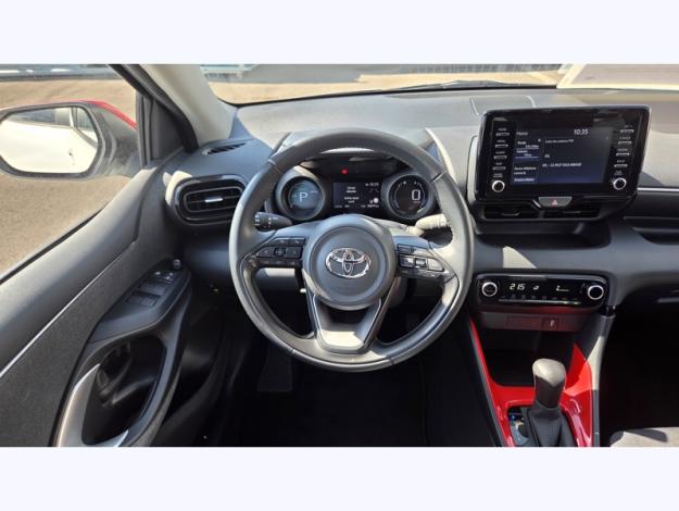 TOYOTA Yaris Hybride 116h Design   