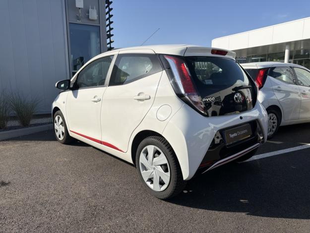 TOYOTA Aygo x-play  1.0 69 ch BVA5