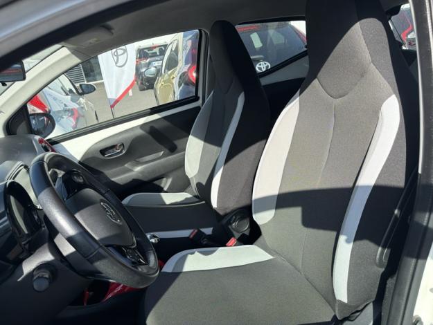 TOYOTA Aygo x-play  1.0 69 ch BVA5