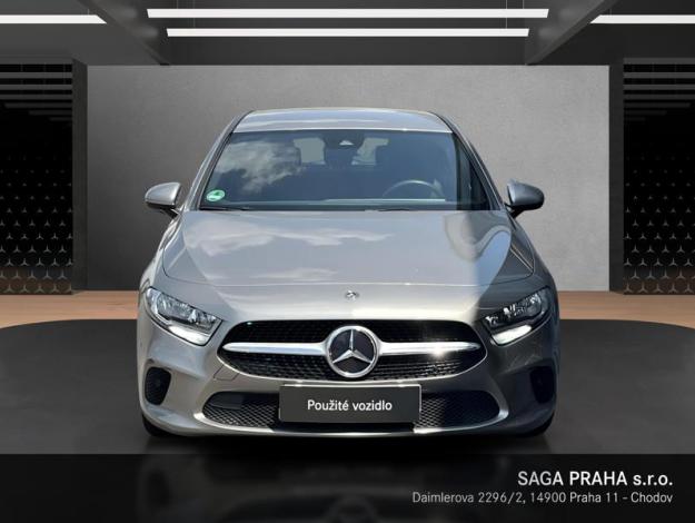 MERCEDES-BENZ Třídy A A 180 (8/20)