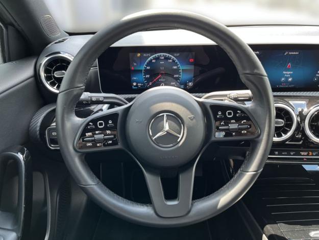 MERCEDES-BENZ Třídy A A 180 (11/20)