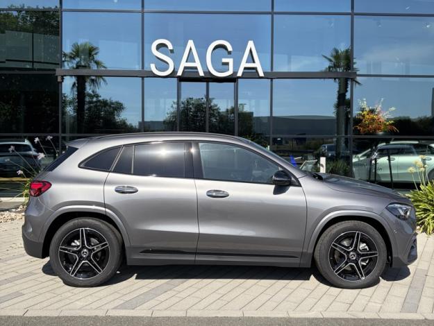 MERCEDES-BENZ GLA 200 d AMG Line  GLA 200 d AMG Line