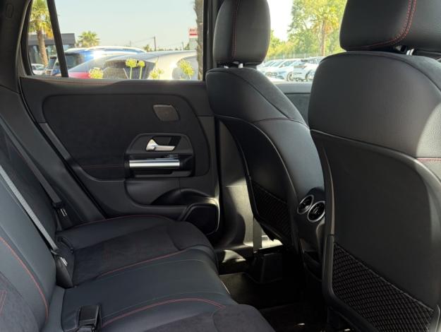 MERCEDES-BENZ GLA 200 d AMG Line  GLA 200 d AMG Line