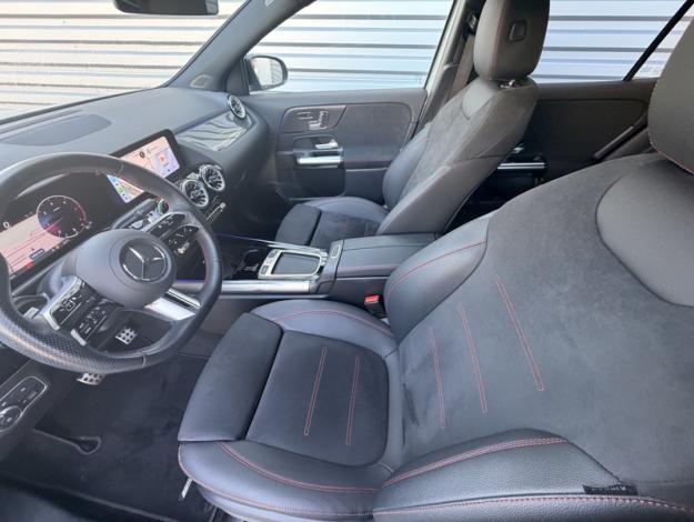 MERCEDES-BENZ GLA 200 d AMG Line  