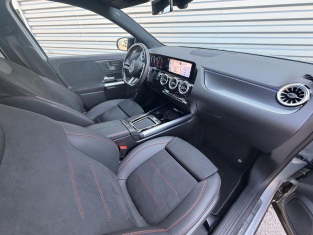MERCEDES-BENZ GLA 200 d AMG Line  