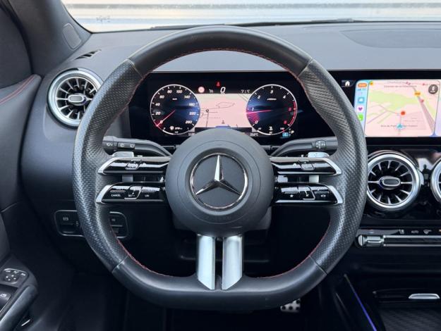 MERCEDES-BENZ GLA 200 d AMG Line  