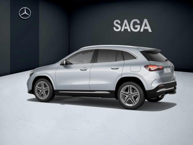MERCEDES-BENZ GLA 200 d 4MATIC AMG Line AMG Line GLA 200 d 4MATIC AMG Line