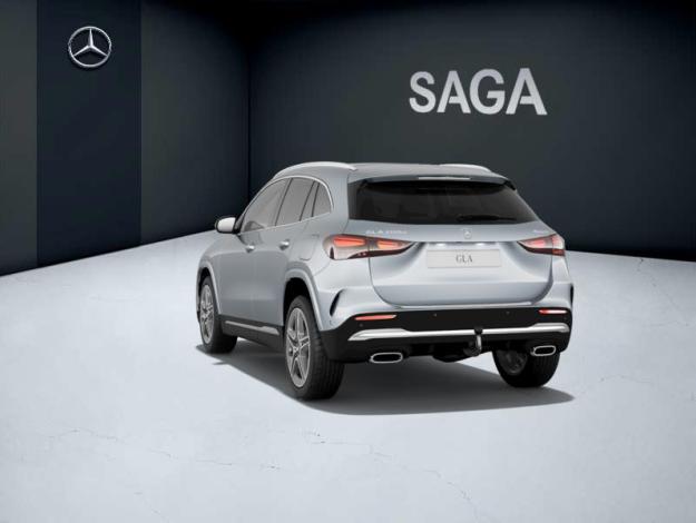 MERCEDES-BENZ GLA 200 d 4MATIC AMG Line AMG Line GLA 200 d 4MATIC AMG Line
