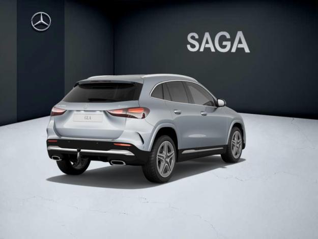 MERCEDES-BENZ GLA 200 d 4MATIC AMG Line AMG Line GLA 200 d 4MATIC AMG Line
