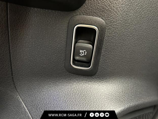 MERCEDES-BENZ GLA 200 d 4MATIC AMG Line AMG Line GLA 200 d 4MATIC AMG Line