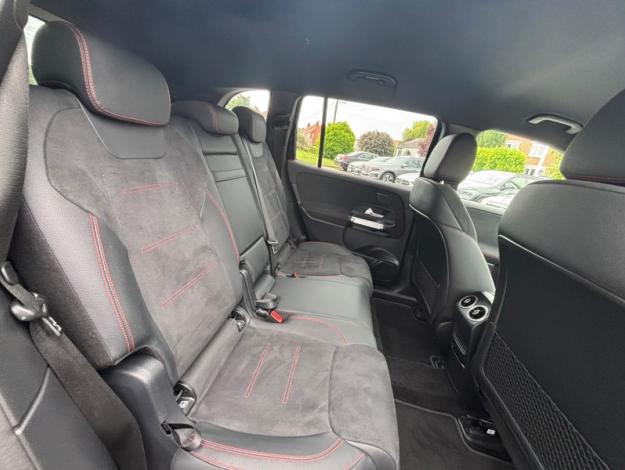 MERCEDES-BENZ EQB 250 + AMG Pack Night 7 places Facelift  