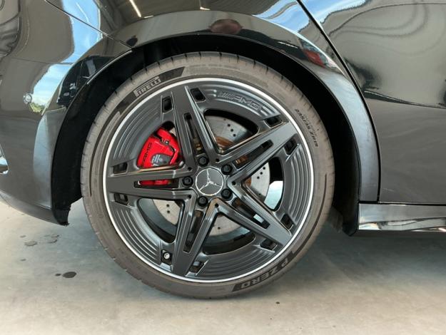 MERCEDES-BENZ A 35 AMG 4MATIC  Pack Night  