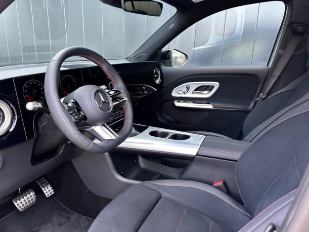 MERCEDES-BENZ GLB 200 AMG Line  GLB 200 AMG Line