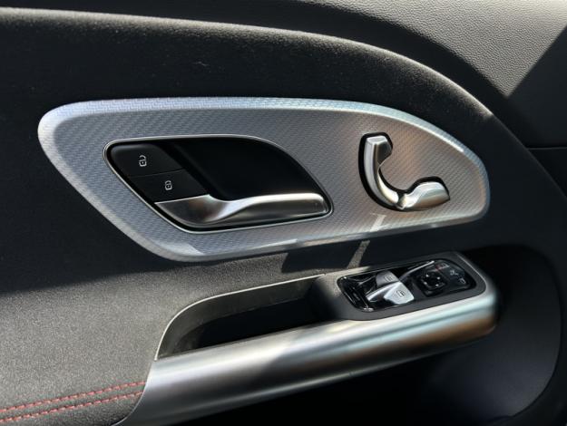 MERCEDES-BENZ GLB 200 AMG Line  GLB 200 AMG Line