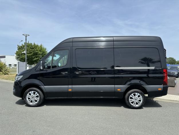 MERCEDES-BENZ Sprinter 319 CDI Fourgon Toit sureleve Standard  