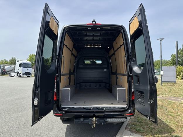 MERCEDES-BENZ Sprinter 319 CDI Fourgon Toit sureleve Standard  