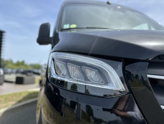 MERCEDES-BENZ Sprinter 319 CDI Fourgon Toit sureleve Standard  