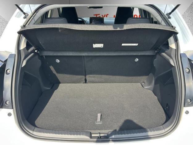 TOYOTA Yaris Hybride 116h Design  