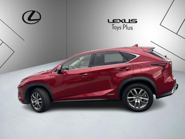 LEXUS NX 300H  2WD Luxe / Pano / Kick  
