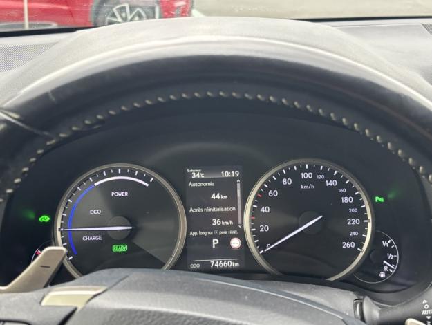 LEXUS NX 300H  2WD Luxe / Pano / Kick  