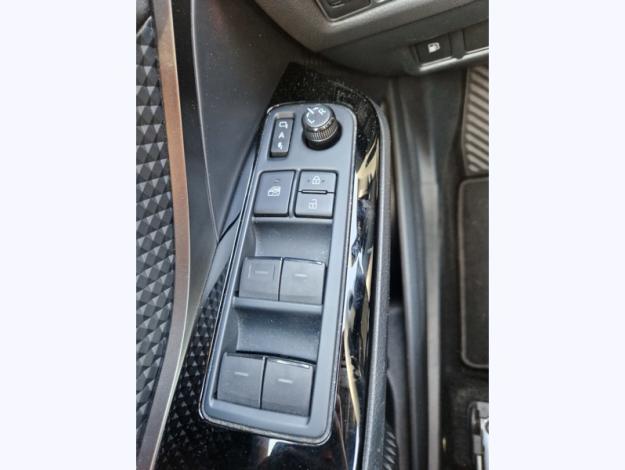 TOYOTA C-HR 1.8 Hybride 122 Design   