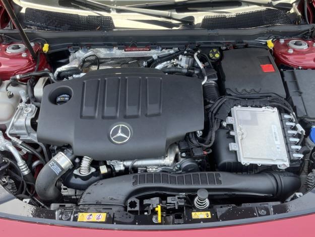 MERCEDES-BENZ CLA Coupé CLA 200 d Coupé AMG Line AMG Line 