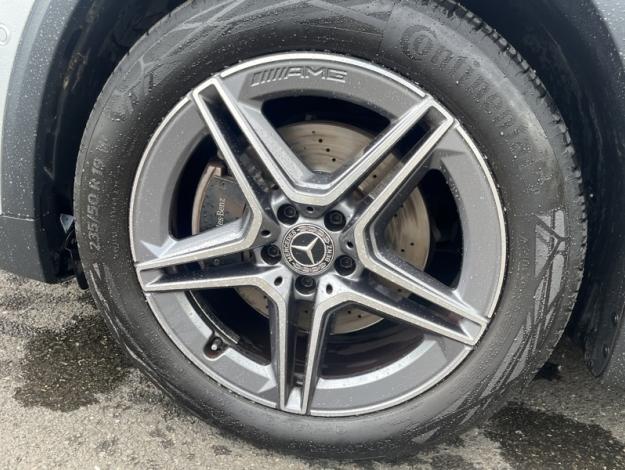 MERCEDES-BENZ GLA 200 d AMG Line  