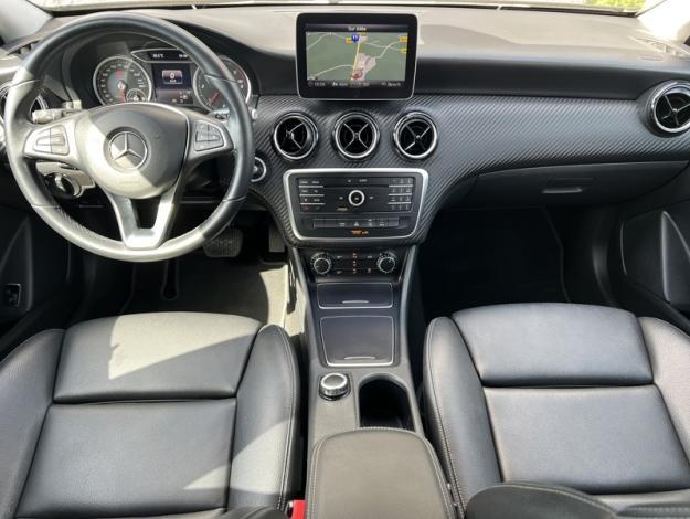 MERCEDES-BENZ GLA 200 d Intuition  
