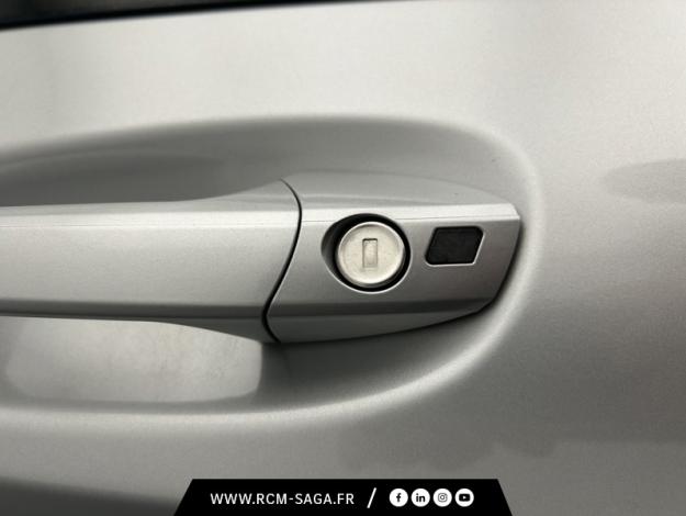 MERCEDES-BENZ GLA 220 CDI Sport Utility Vehicle Pack AMG Line 