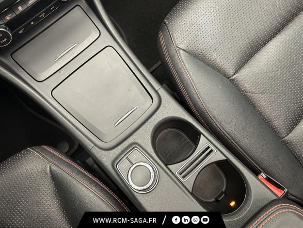 MERCEDES-BENZ GLA 220 CDI Sport Utility Vehicle Pack AMG Line 
