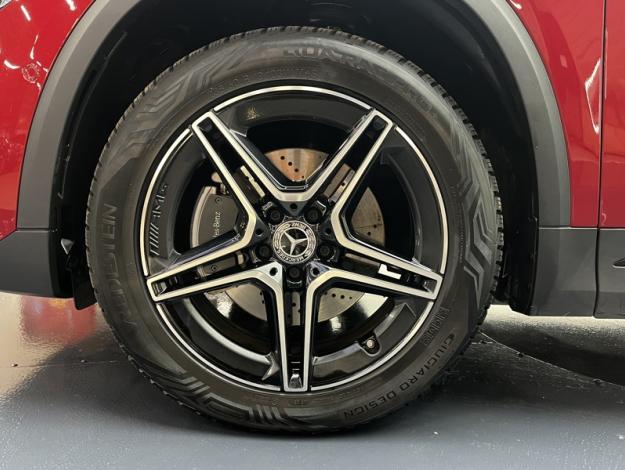 MERCEDES-BENZ GLA 250 e AMG Line  