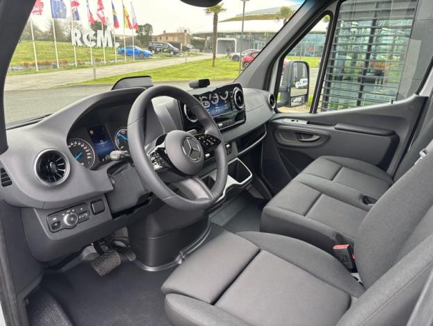 MERCEDES-BENZ eSprinter 414 Châssis cab 43 4,0t PRO  