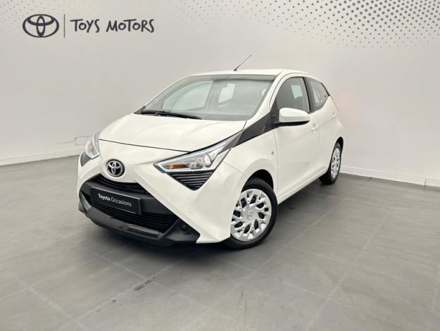 TOYOTA Aygo 1.0 VVT-i x-play  