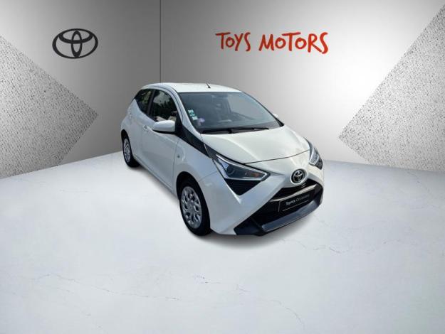 TOYOTA Aygo 1.0 VVT-i x-play  