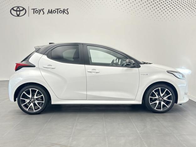 TOYOTA Yaris  116h Collection  