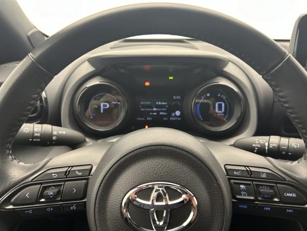 TOYOTA Yaris  116h Collection  