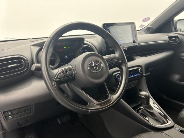 TOYOTA Yaris  116h Collection  