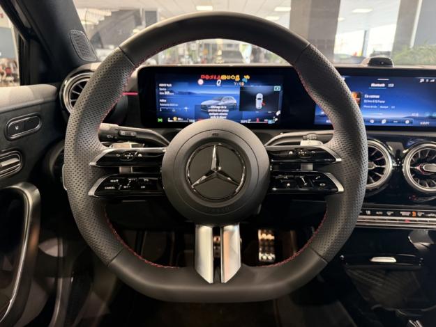 MERCEDES-BENZ Classe A 200 d AMG Line  Classe A 200 d AMG Line