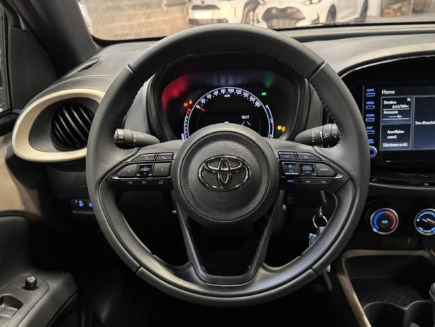 TOYOTA Aygo X 1.0 VVT-i 72 Design / Pack Zen S-CVT   