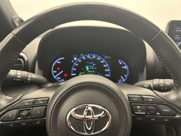 TOYOTA Yaris Cross 1.5 116H PREMIERE AWD    