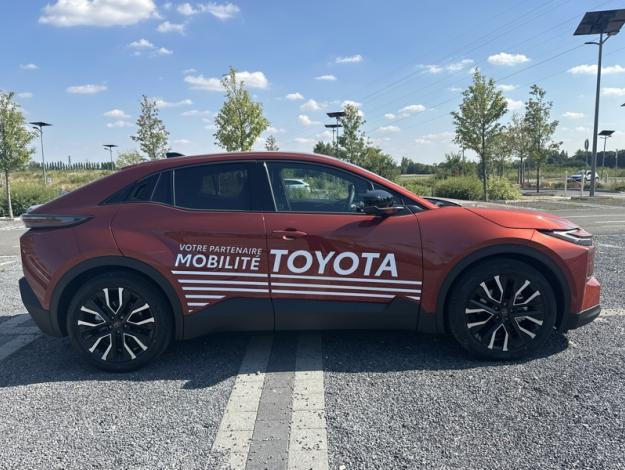TOYOTA C-HR Design Grande Autonomie 77 kWh 224ch  C HR+ GRANDE AUTONOMIE DESIGN