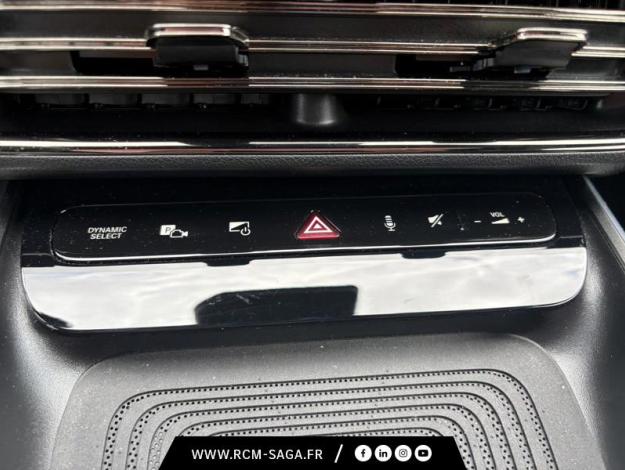 MERCEDES-BENZ CLA Shooting Brake 200 AMG Line   CLA Shooting Brake 200 AMG Line