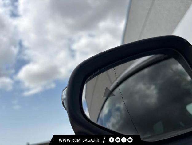 MERCEDES-BENZ CLA Shooting Brake 200 AMG Line   CLA Shooting Brake 200 AMG Line