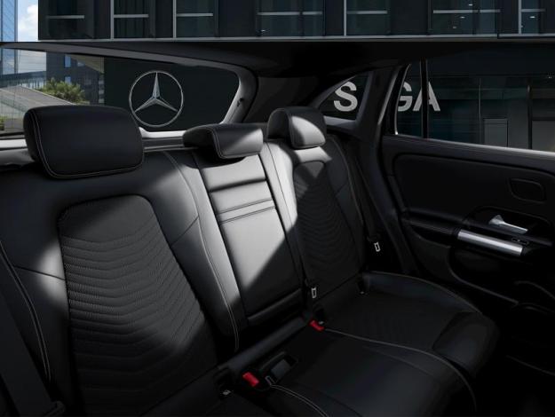 MERCEDES-BENZ EQA 250+ Business Edition  EQA 250+ Business Edition