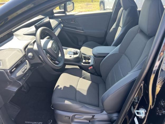 TOYOTA C-HR C HR+ GRANDE AUTONOMIE 77 kWh 224 ch DESIGN JANTES 20"  C HR+ GRANDE AUTONOMIE 77 kWh 224 ch DESIGN JANTES 20  