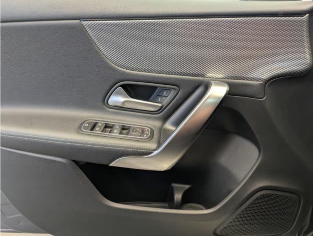 MERCEDES-BENZ Classe A 180 d Progressive Line  